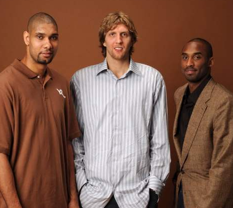 西甲半场：亚当斯门前造险，瓦伦西亚暂0-0塞维利亚（西甲半场：亚当斯制造门前险情，瓦伦西亚暂与塞维利亚0-0）