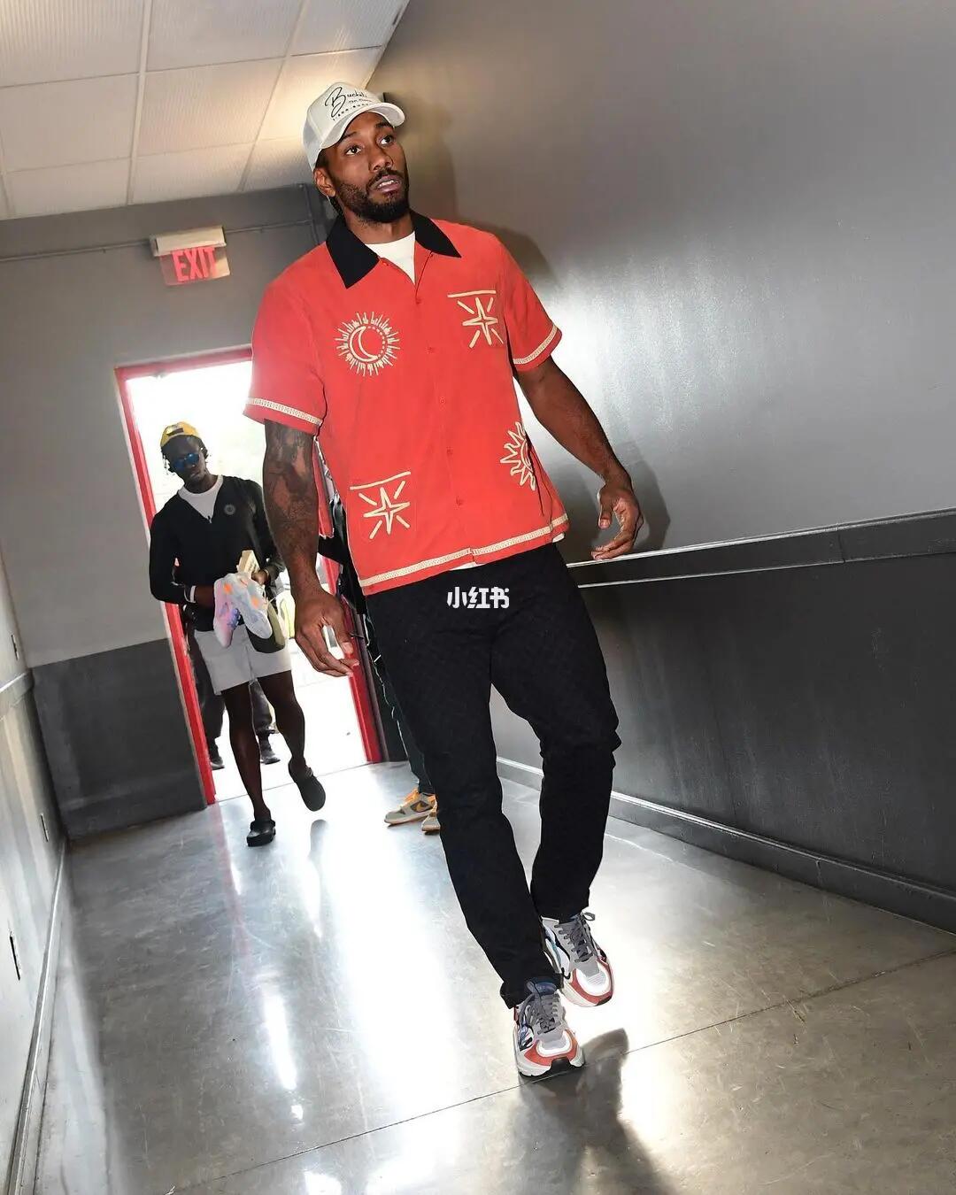 朱俊龙：单节10分钟节奏快很多，有利于适应国际比赛（朱俊龙：单节10分钟让比赛节奏更快，有助于适应国际赛场）