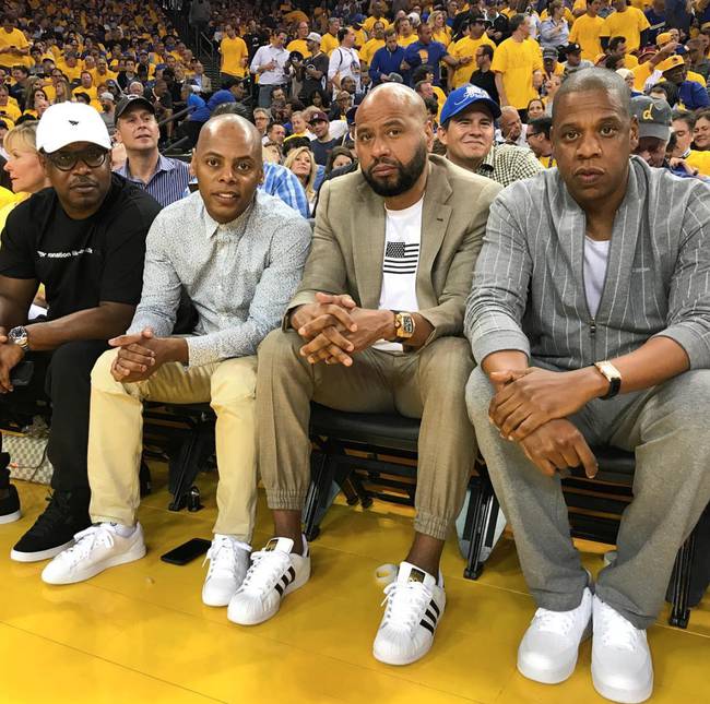 巴西主场抢走名额！世俱杯8队出炉，中国球队无缘，意大利队能否夺冠？（巴西凭主场锁定席位！世俱杯八队揭晓，中国球队无缘，意大利队能否称王？）